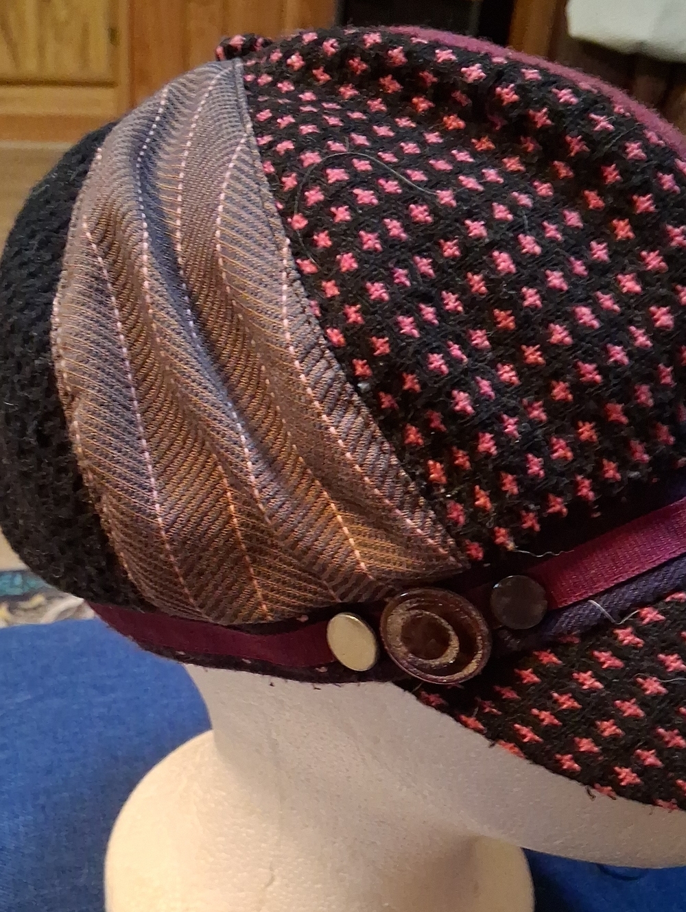 Women’s Patchwork Newsboy Cap in Plum and Black - Picture 2 of 6